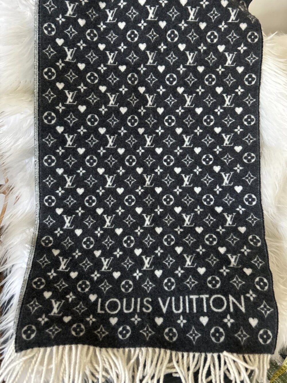 Louis Vuitton Game On Black Cream Scarf Monogram Cashmere